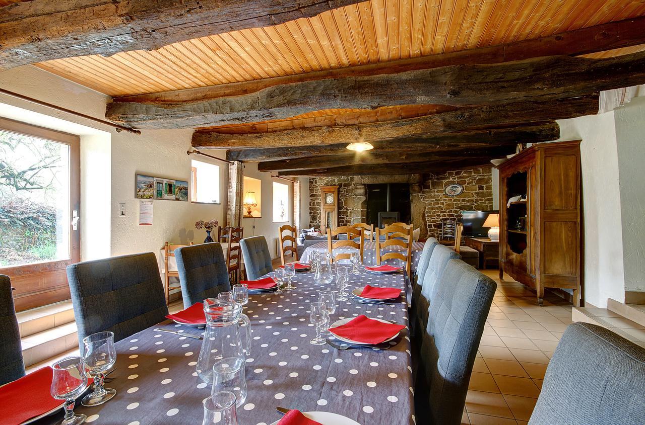 A La Ferme De Kervihern Locoal-Mendon Esterno foto